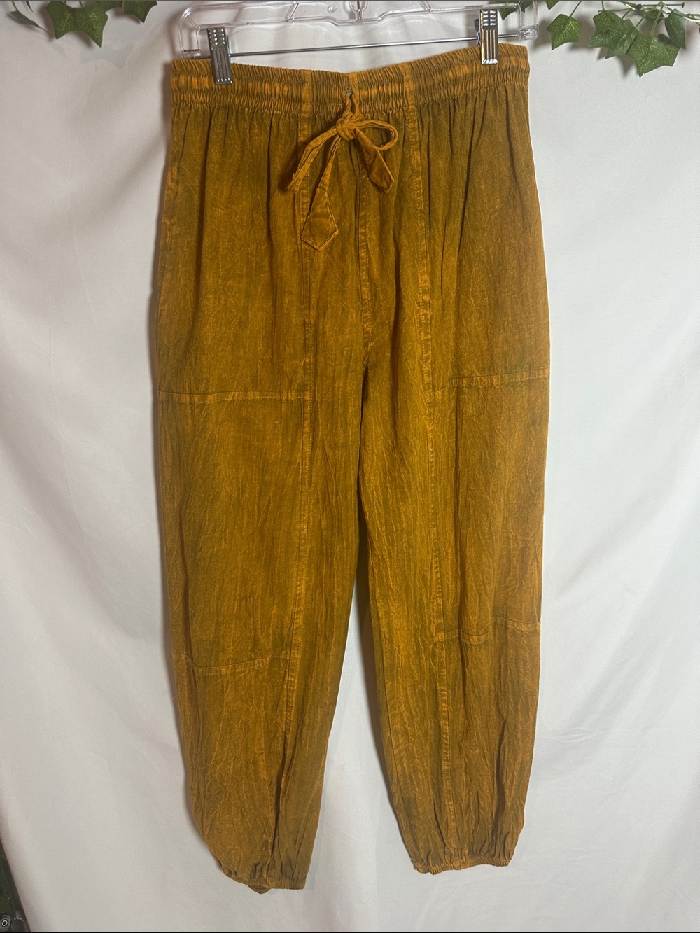 Women's Cropped Drawstring Ankle Pants - Mustard